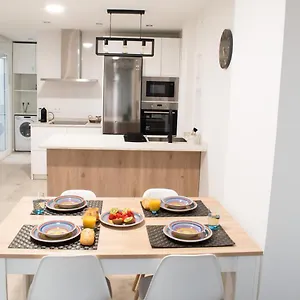  Apartamento 'koala21', Nuevo, Centrico Y Con Opcion De Parking